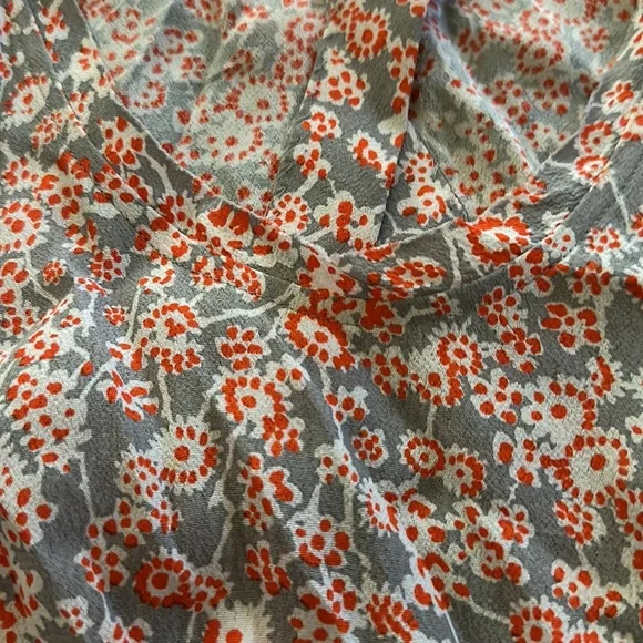 Rebecca Taylor Grey and Red Floral Open Back Dress❤️🤍❤️ - Picture 6 of 12